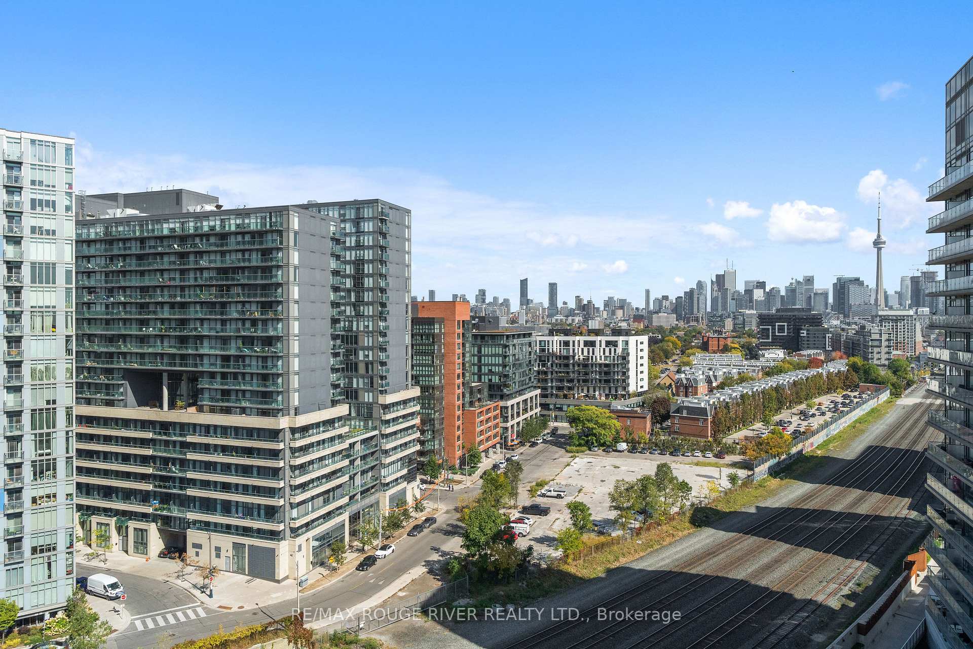 2 Bedrooms Condo at 38 Joe Shuster,  Toronto For sale
