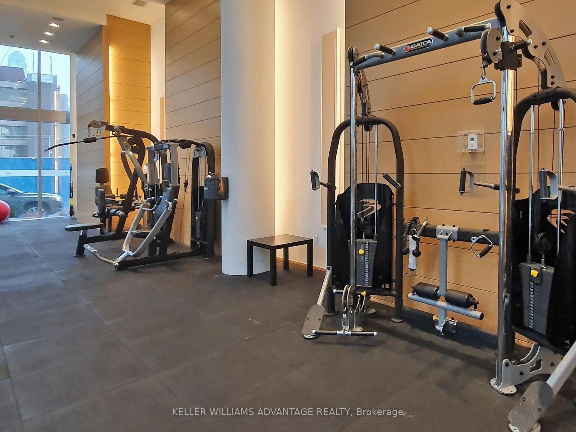 2 Bedrooms Condo at 29 Queens, Toronto For sale