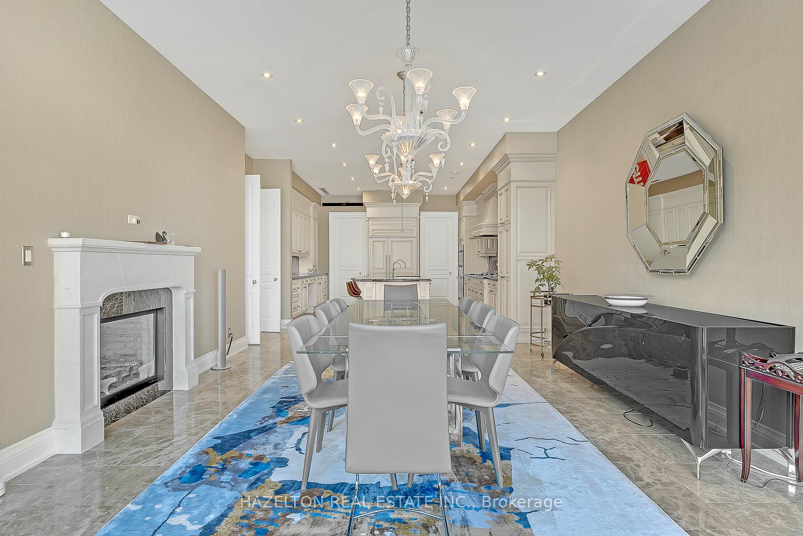 4 Bedrooms Condo at 118 Yorkville, Toronto For sale
