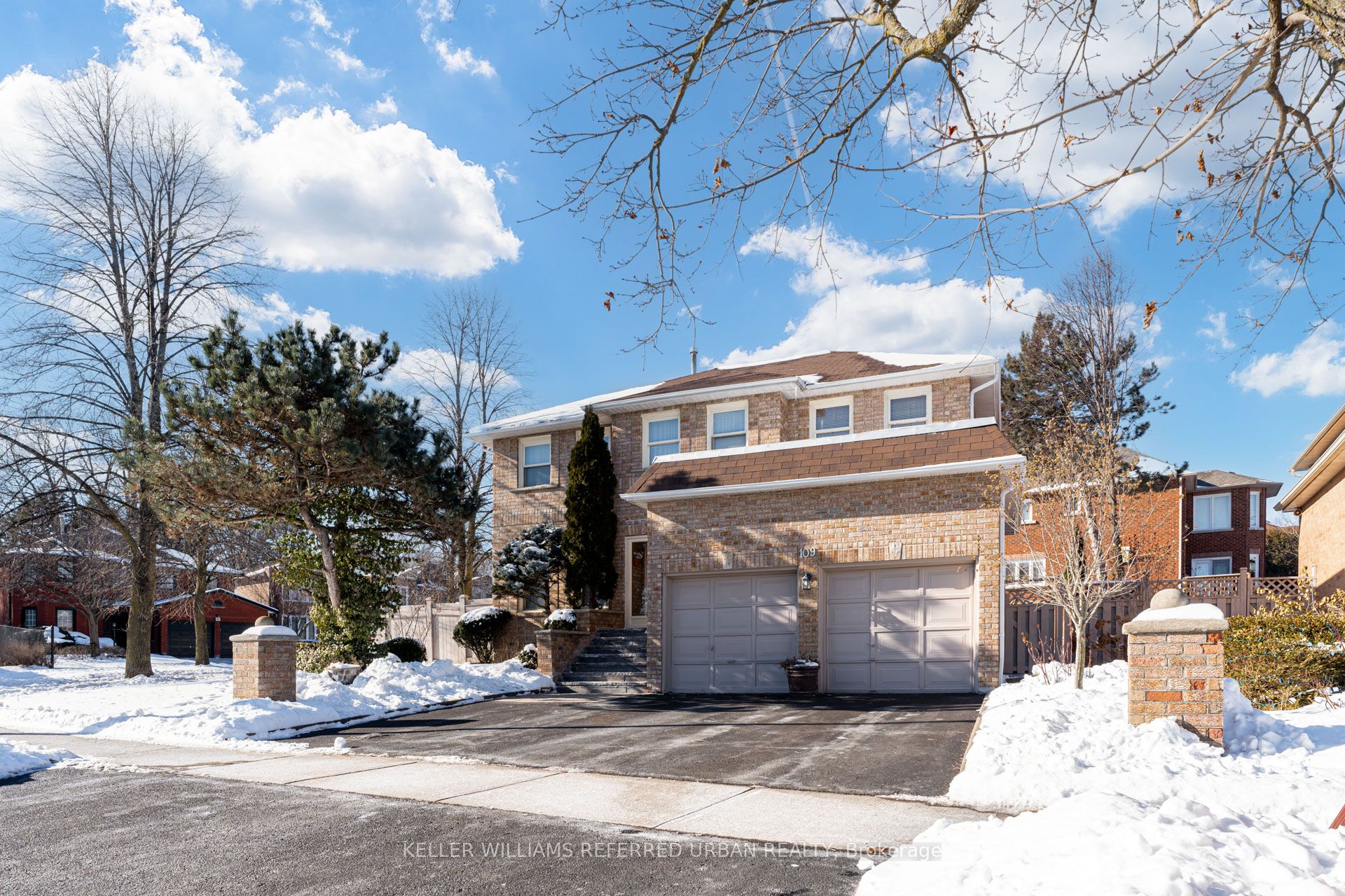 109 Topham Crescent, Richmond Hill, ON L4C 9E9