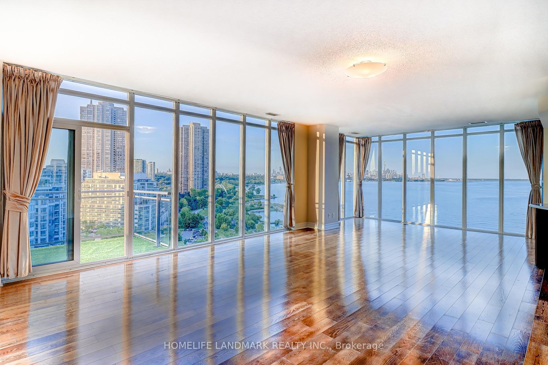 3 Bedrooms Condo at 58 Marine Parade, Toronto For sale
