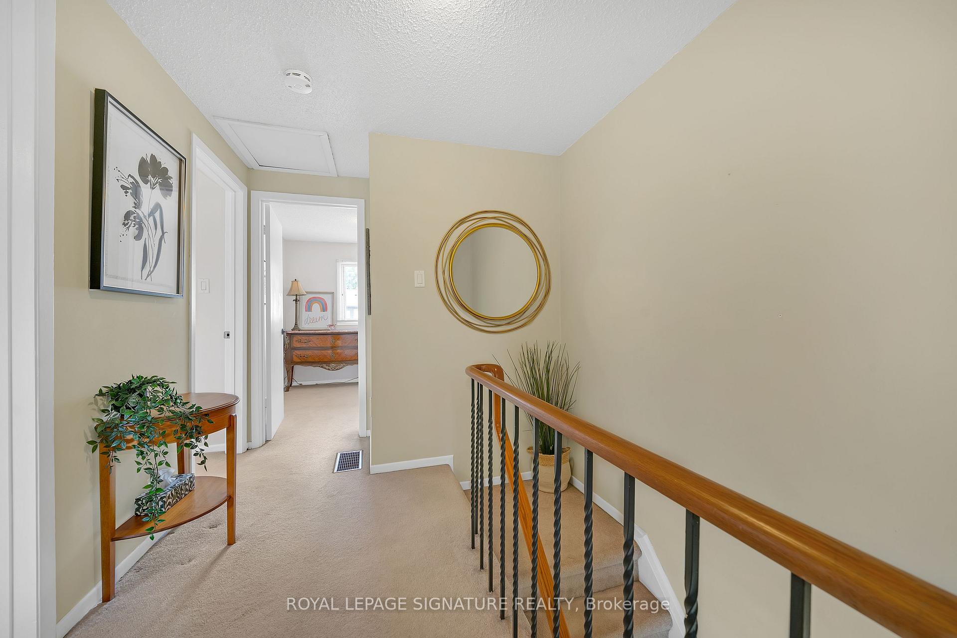 3 Bedrooms Condo at 5 Early Apple, Toronto For sale