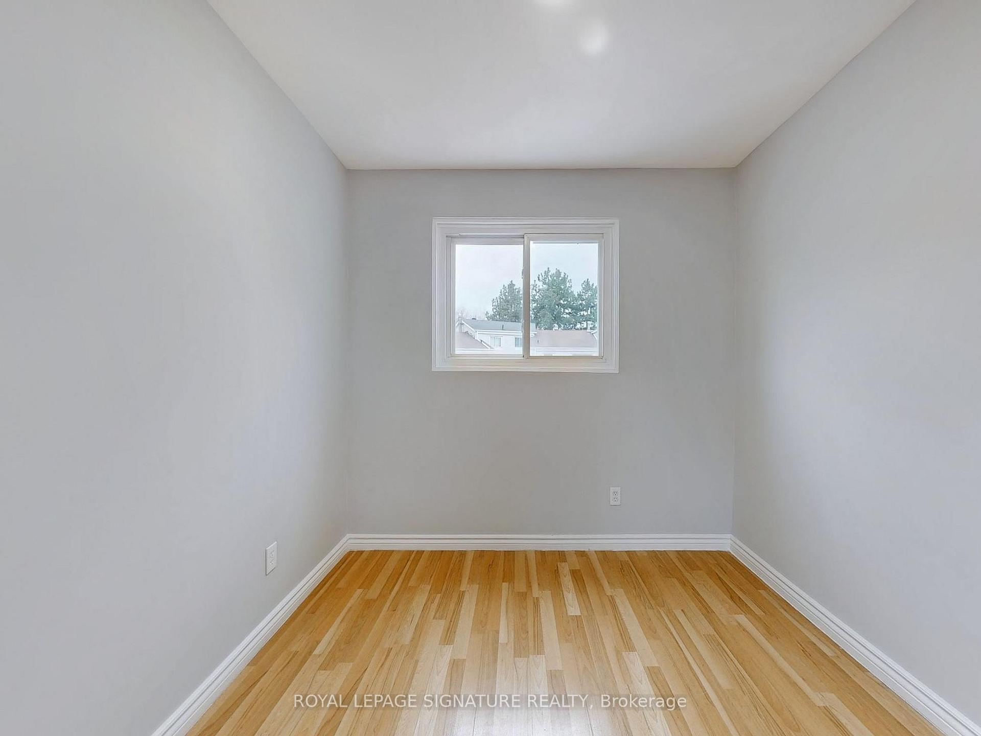 4 Bedrooms Condo at 400 Mississauga Valley,  Mississauga For sale