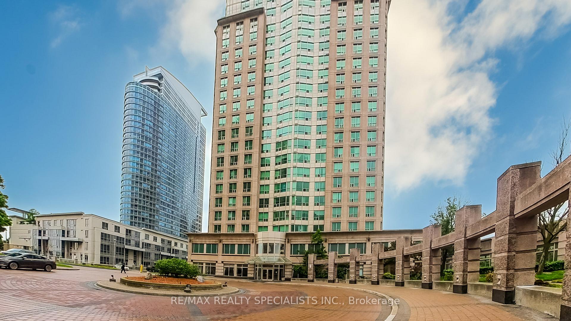 1 Bedroom Condo at 8 LEE CENTRE, Toronto For sale