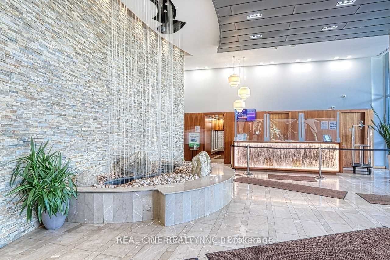 225 Webb Drive, #2110