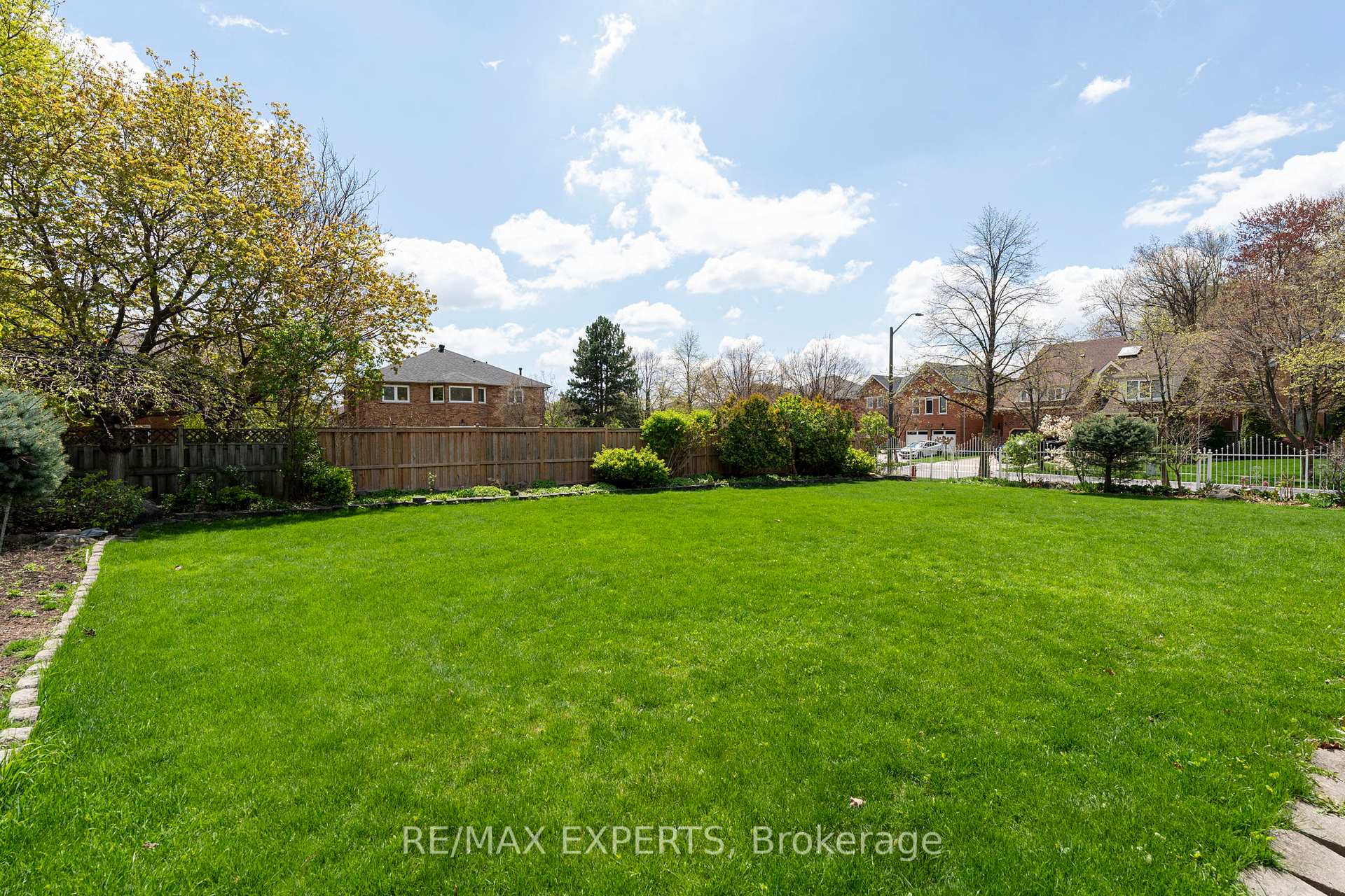 3623 East Park Court