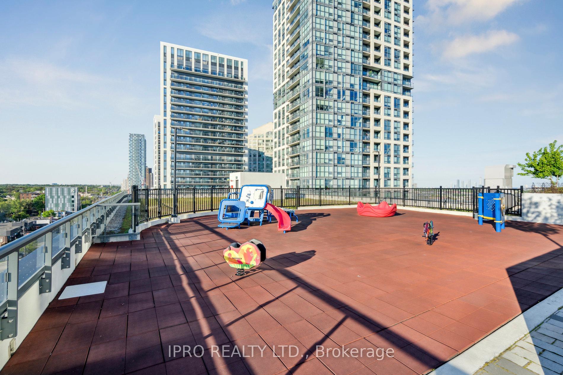 2 Bedrooms Condo at 50 Thomas Riley, Toronto For sale