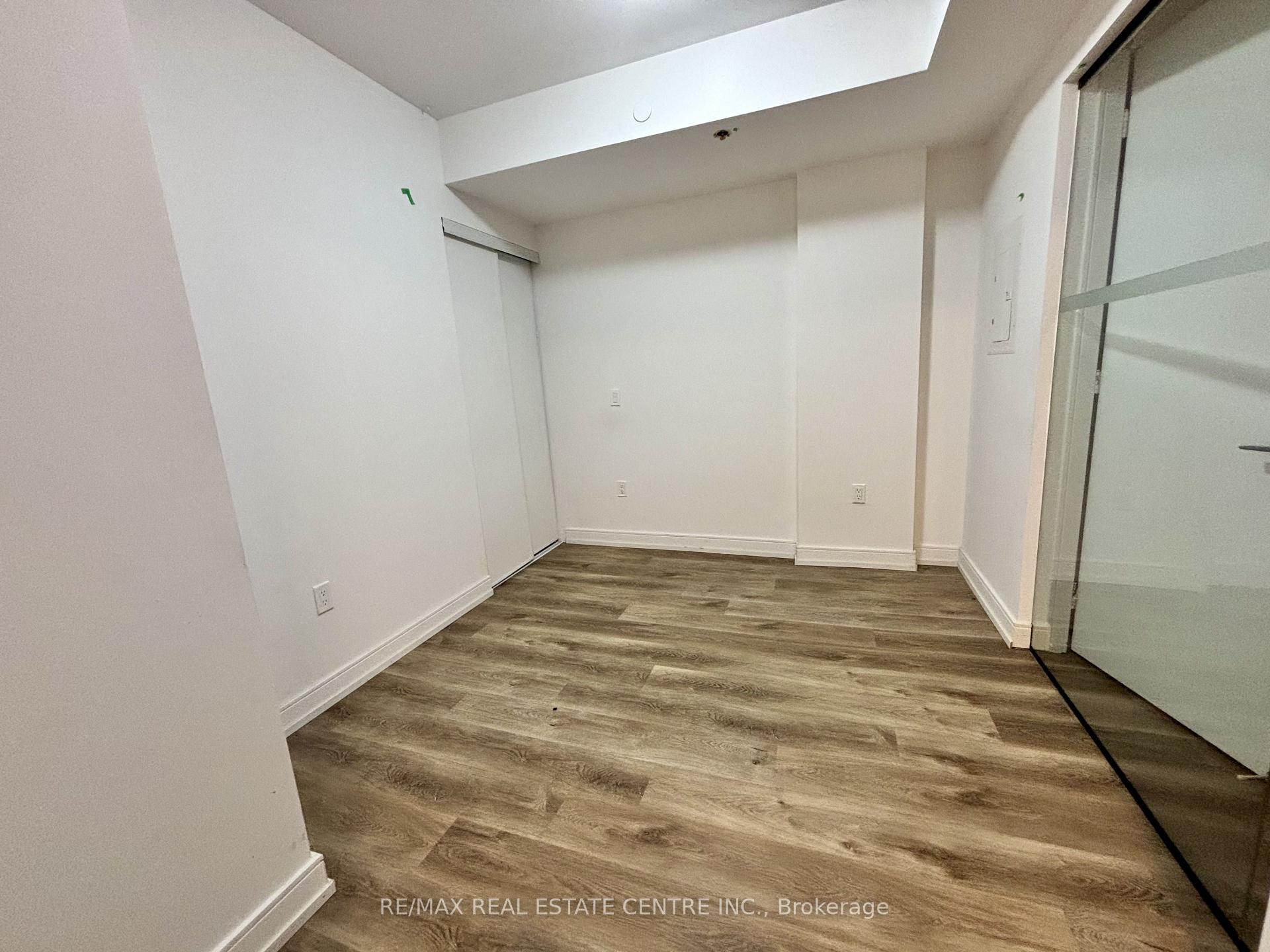 1 Bedroom Condo at 1 Jarvis, Hamilton For sale