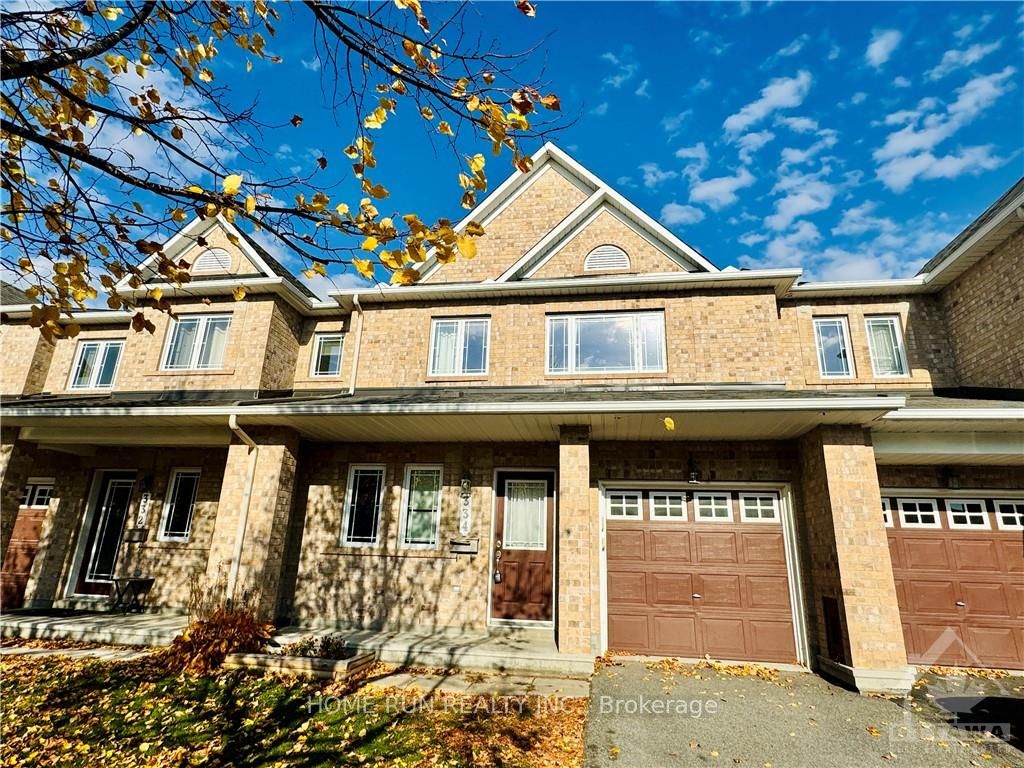 334 Foxridge Way, Barrhaven, ON K2J 0V7