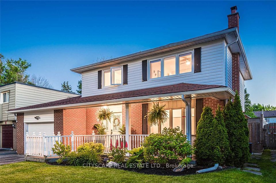 8 Avonmore Crescent, Orangeville, ON L9W 3C3