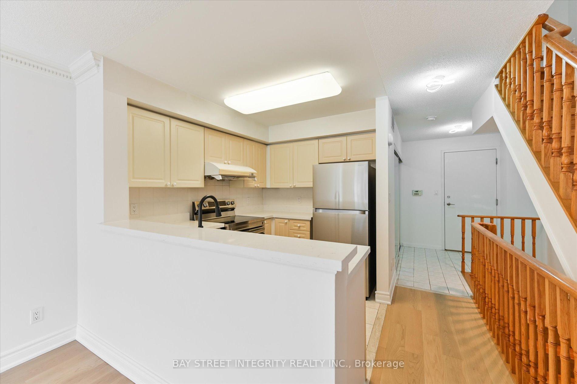 3 Bedrooms Condo at 506 Grandview, Toronto For sale