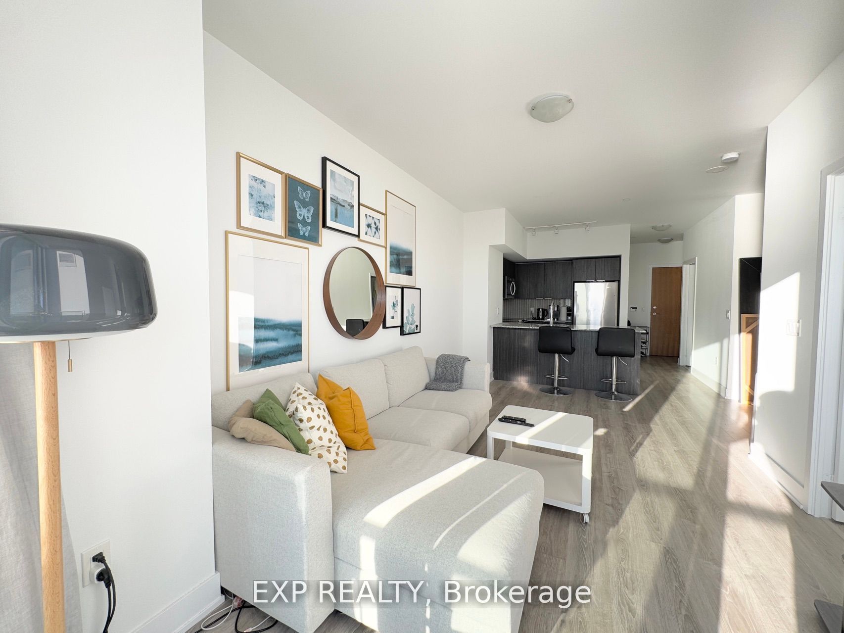 20 Shore Breeze Drive, #2808
