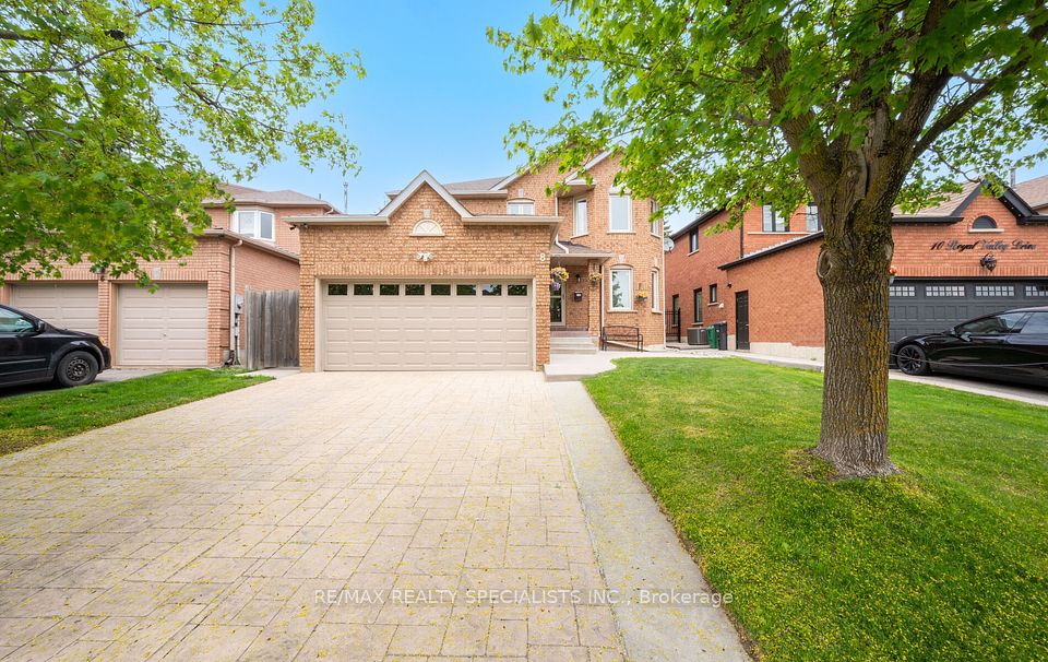 8 Royal Valley