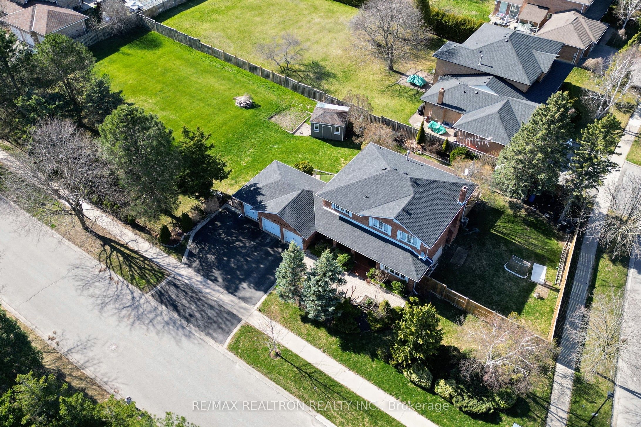 80 Findlay Avenue
