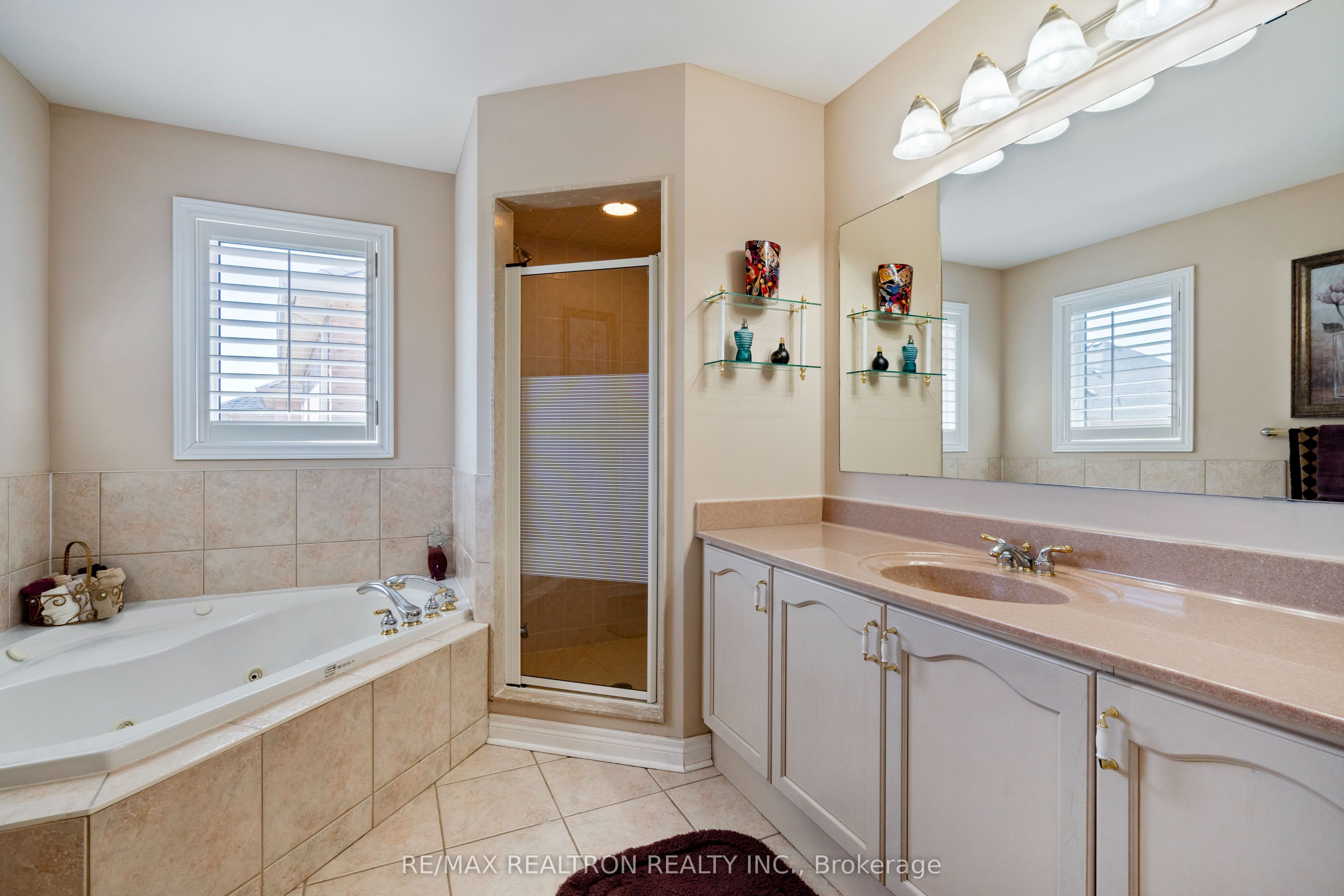545 Pleasant Ridge Avenue