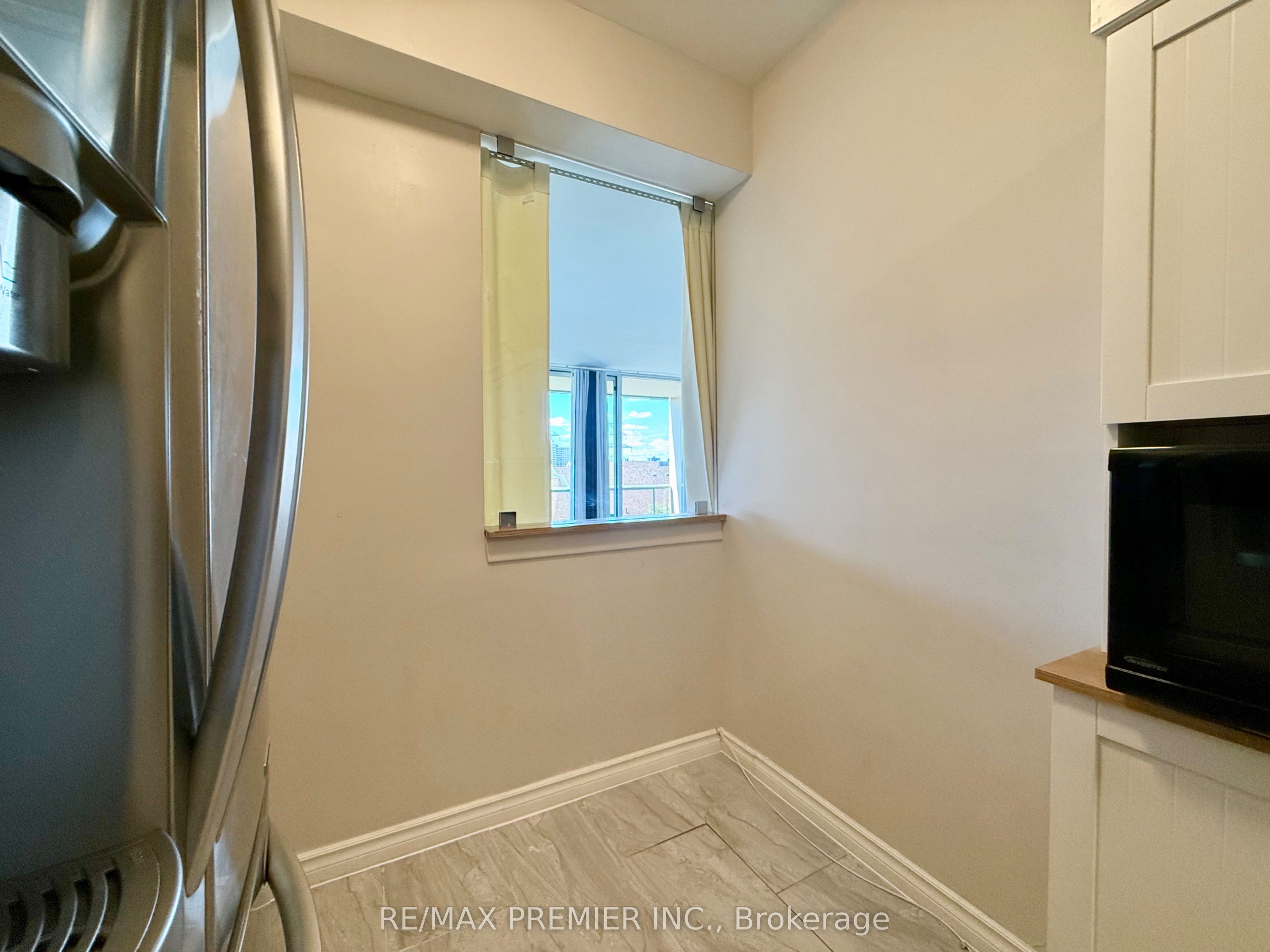 31 Four Winds Drive, #502