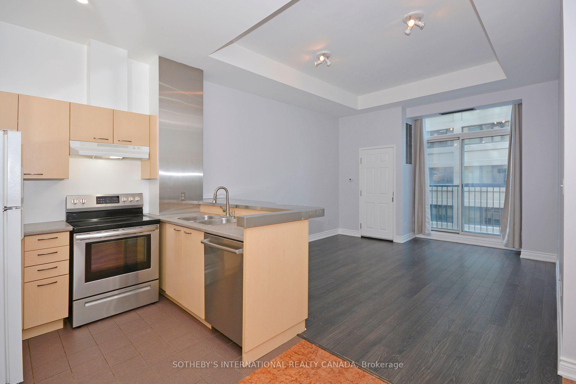 1 Bedroom Condo at 8 Wellesley, Toronto For sale