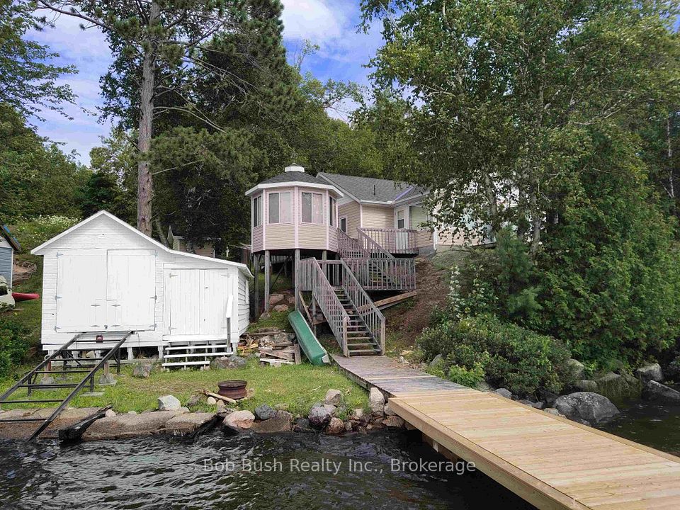 174A Lansdowne (Cedar Pt