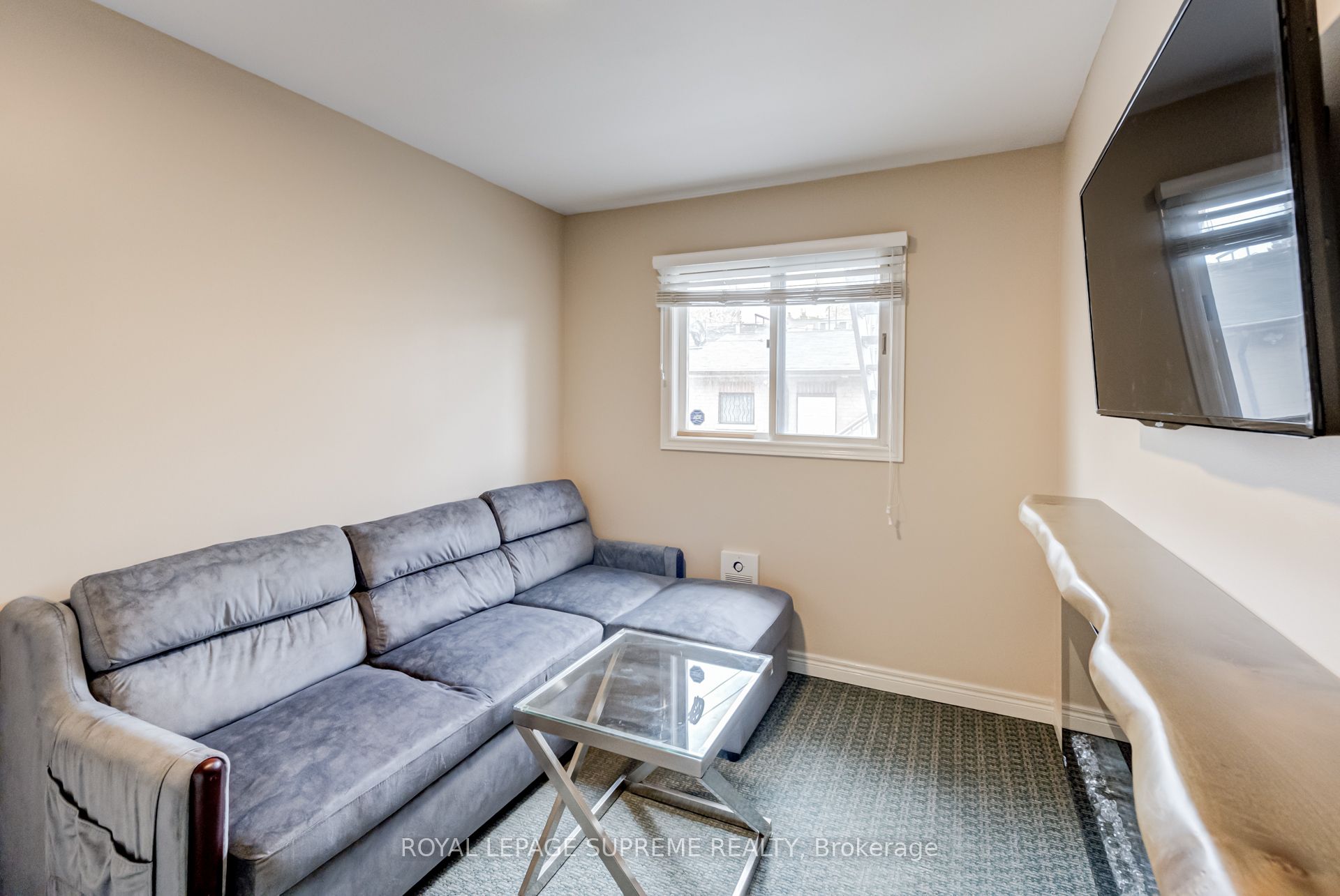 20 Edna Avenue, #1