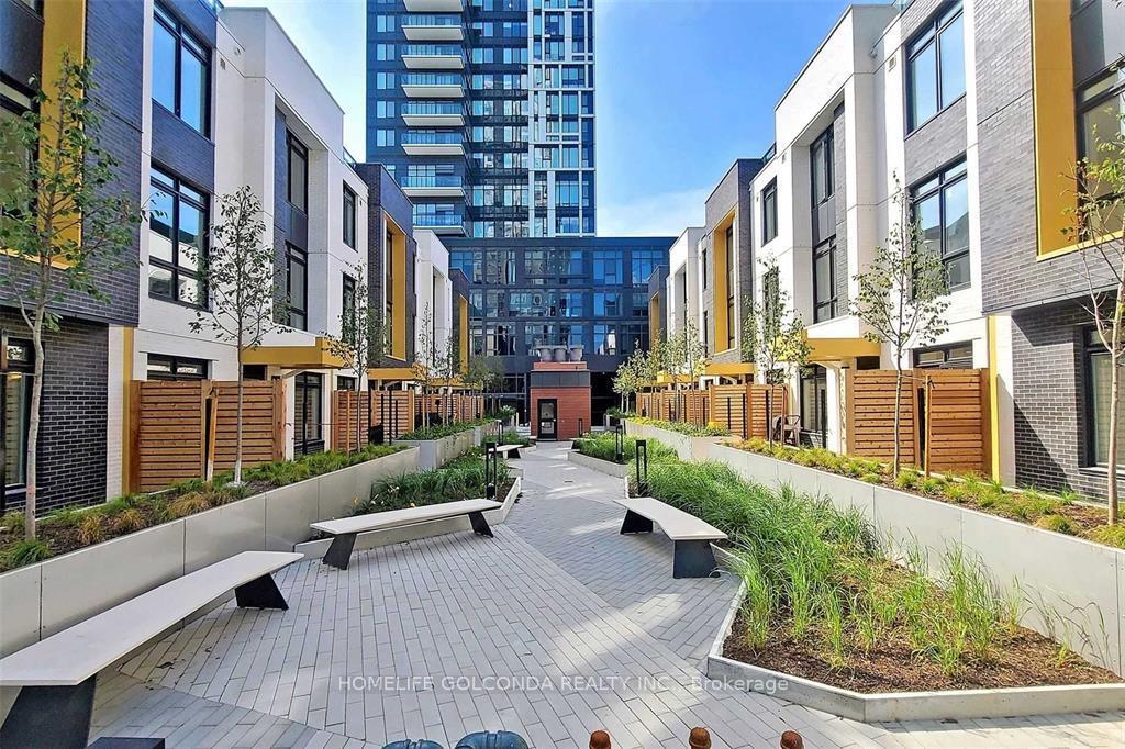 3 Bedrooms Condo at 100 River, Toronto For sale