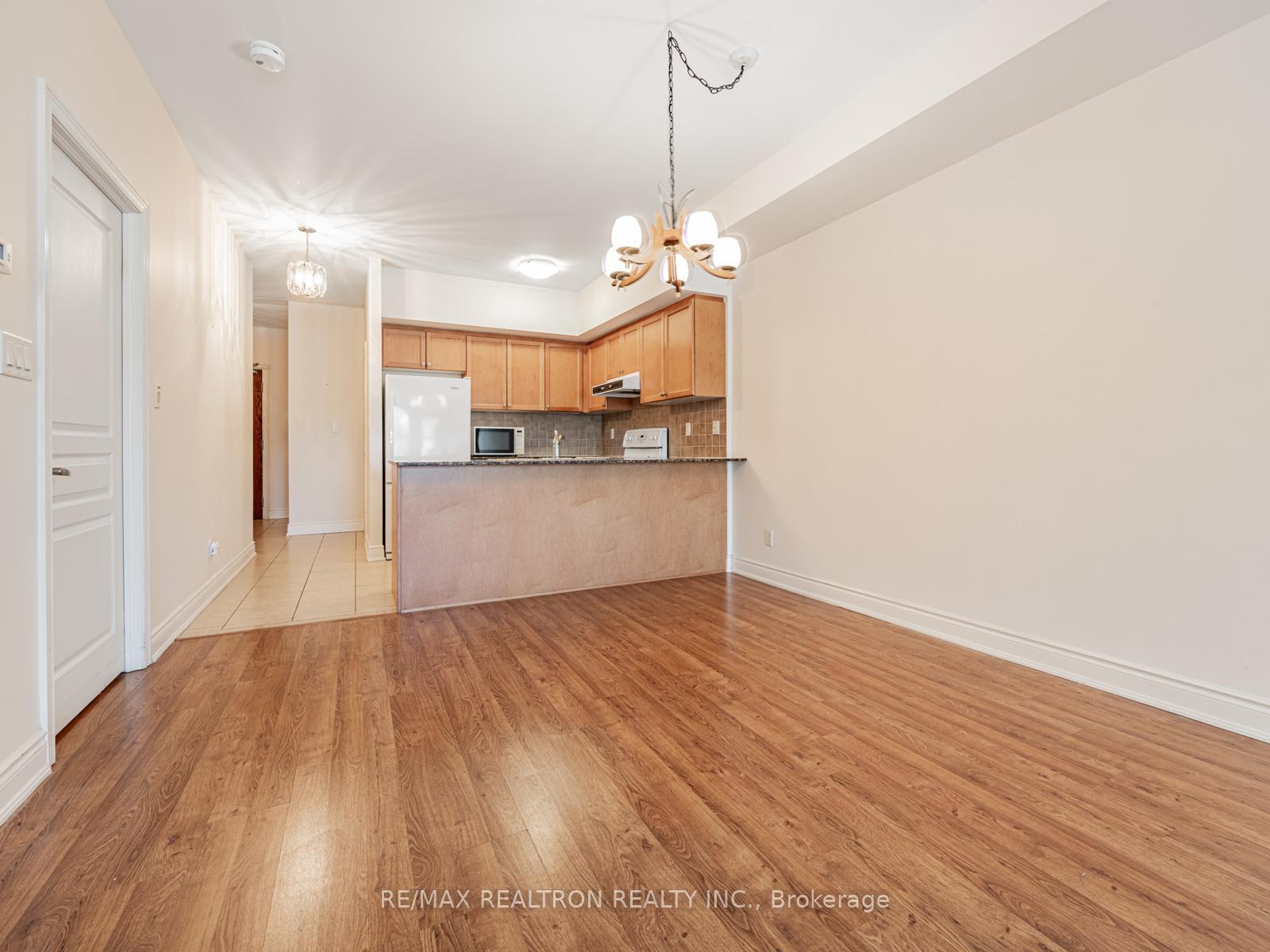 2 Bedrooms Condo at 9901 Keele, Vaughan For sale