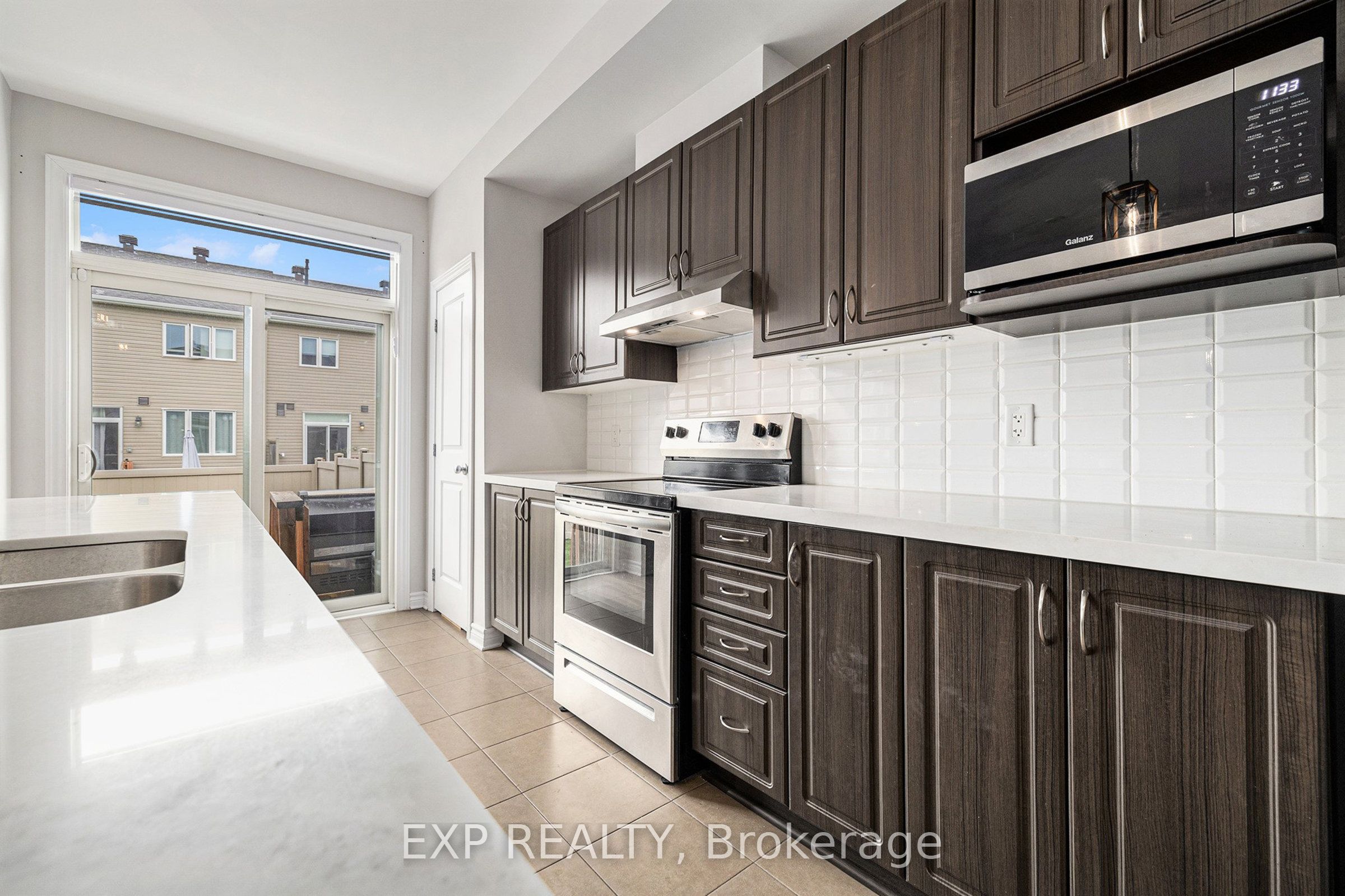 606 Geranium Walk