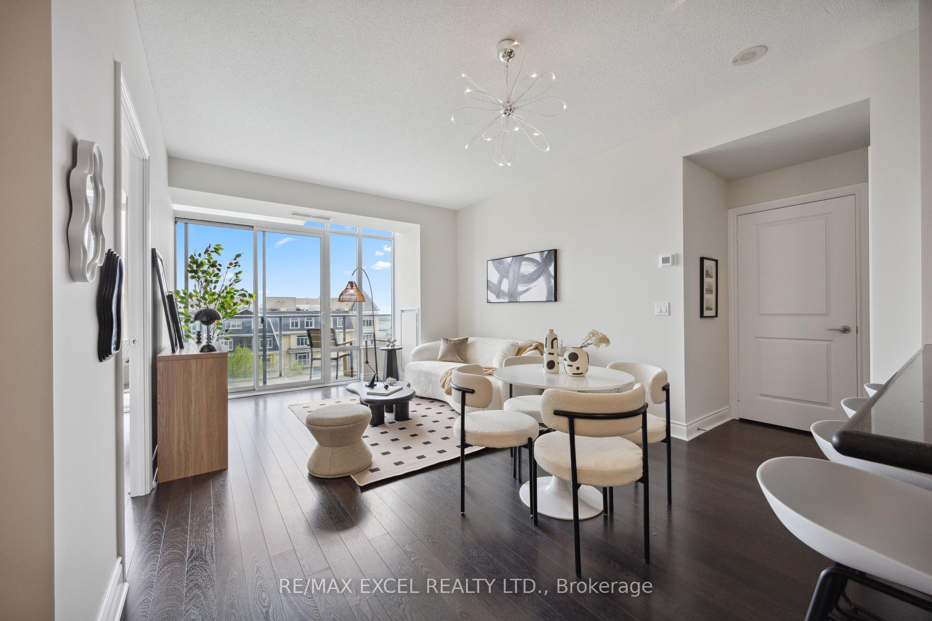 2 Bedrooms Condo at 90 Stadium, Toronto For sale
