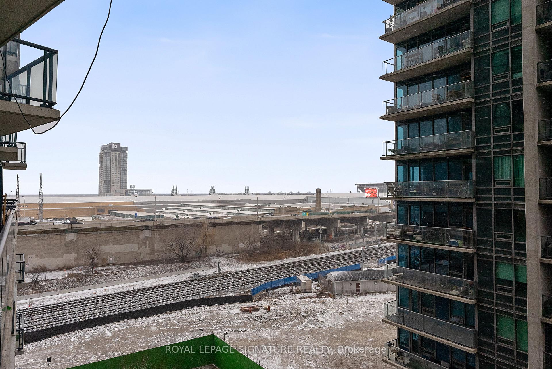 1 Bedroom Condo at 51 East Liberty,  Toronto For sale