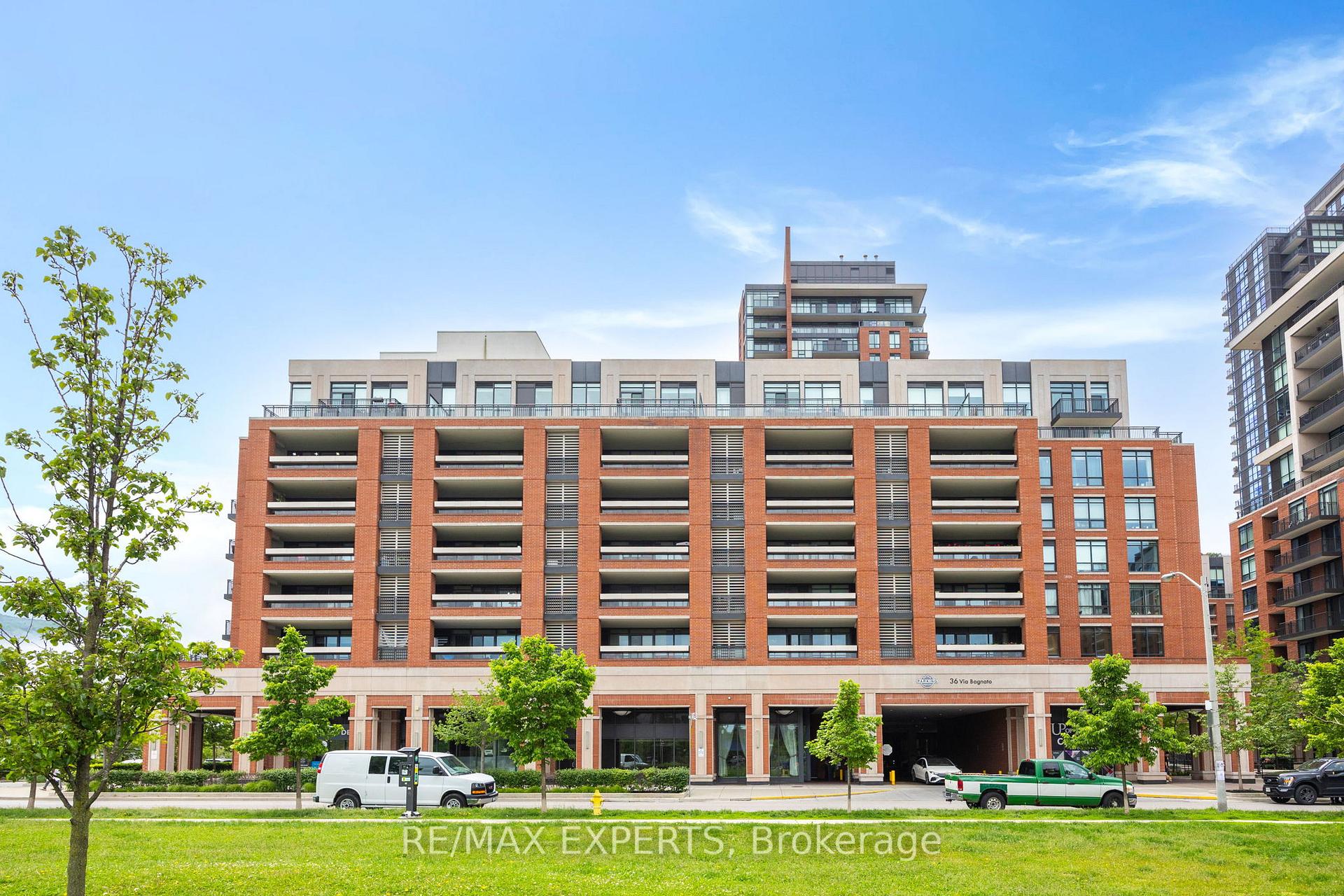 3 Bedrooms Condo at 36 Via Bagnato, Toronto For sale