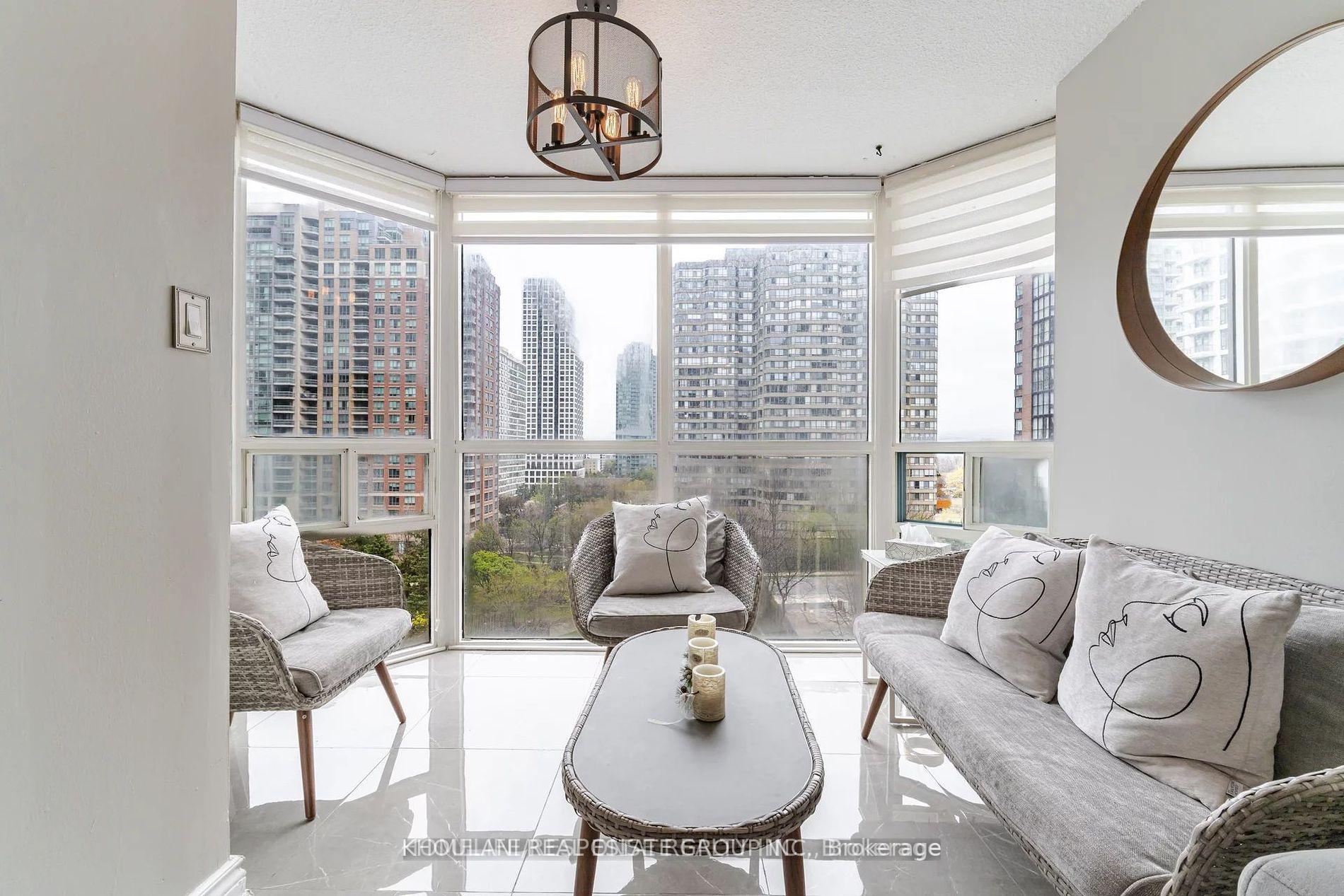 3 Bedrooms Condo at 265 ENFIELD, Mississauga For sale