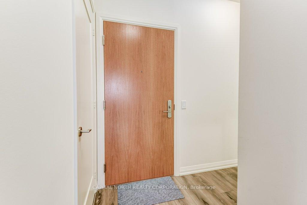 1 Bedroom Condo at 8960 Jane, Vaughan For sale