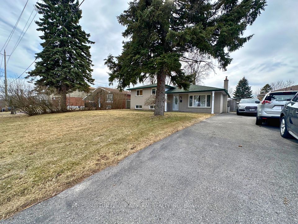 494 Oshawa Boulevard