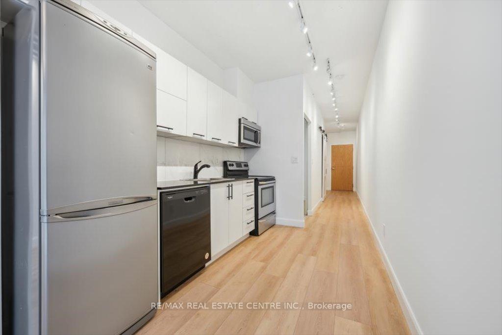 2 Bedrooms Condo at 150 Sudbury, Toronto For sale