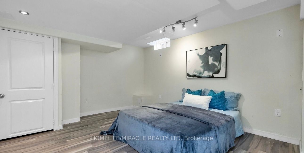 1686 Samuelson Circle, #Lower