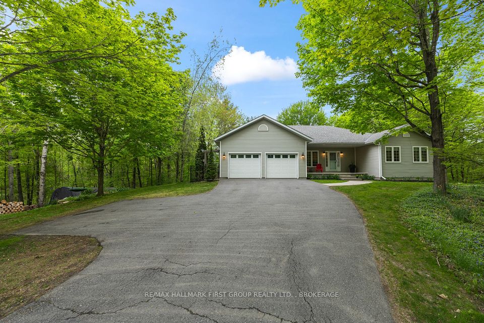 3895 Stone Point