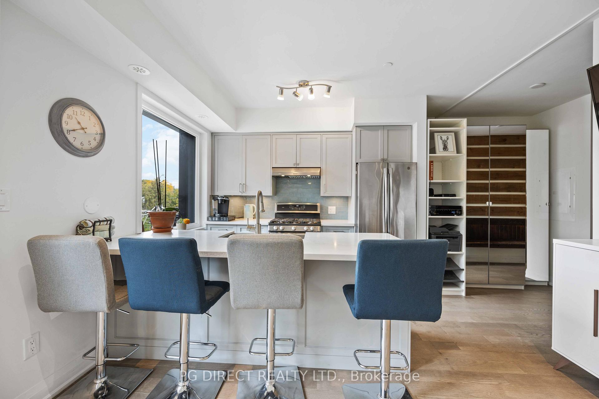 3 Bedrooms Condo at 100 Coxwell,  Toronto For sale