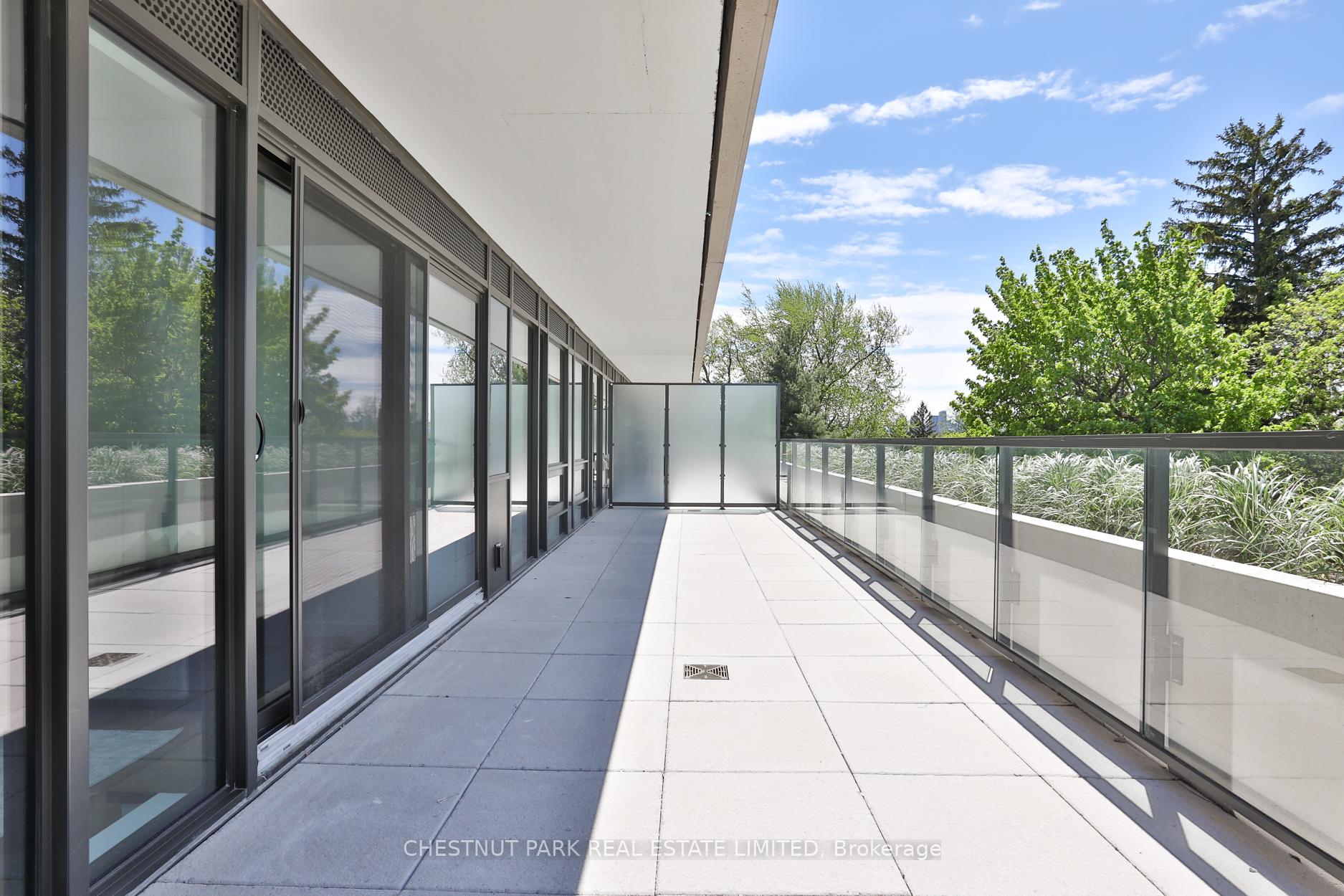 3 Bedrooms Condo at 1414 Bayview, Toronto For sale