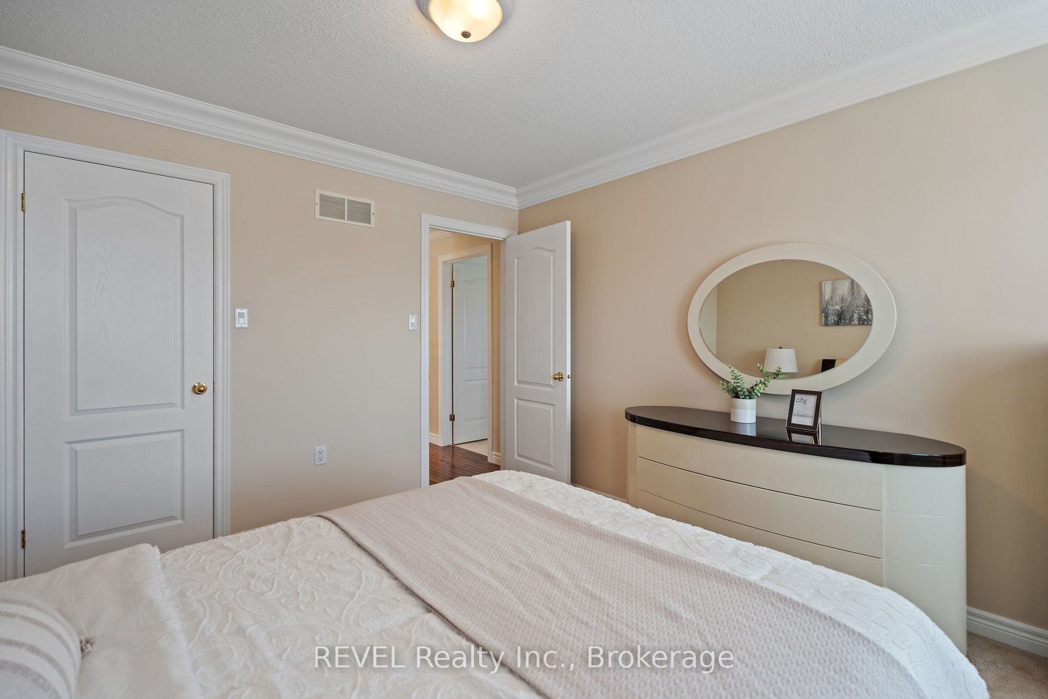 42 Vinifera Drive
