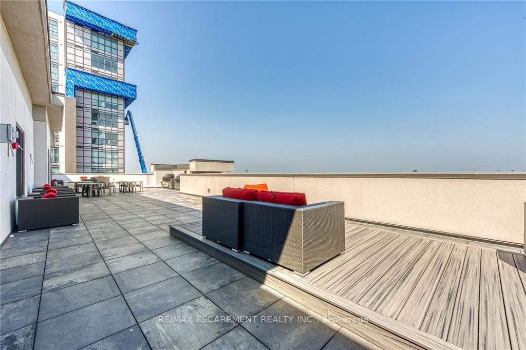 1 Bedroom Condo at 460 Dundas,  Hamilton For sale