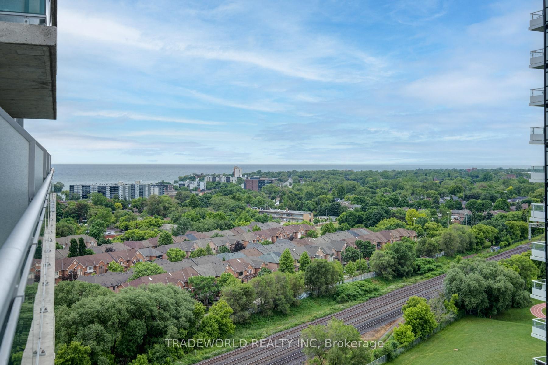 2 Bedrooms Condo at 155 Legion, Toronto For sale