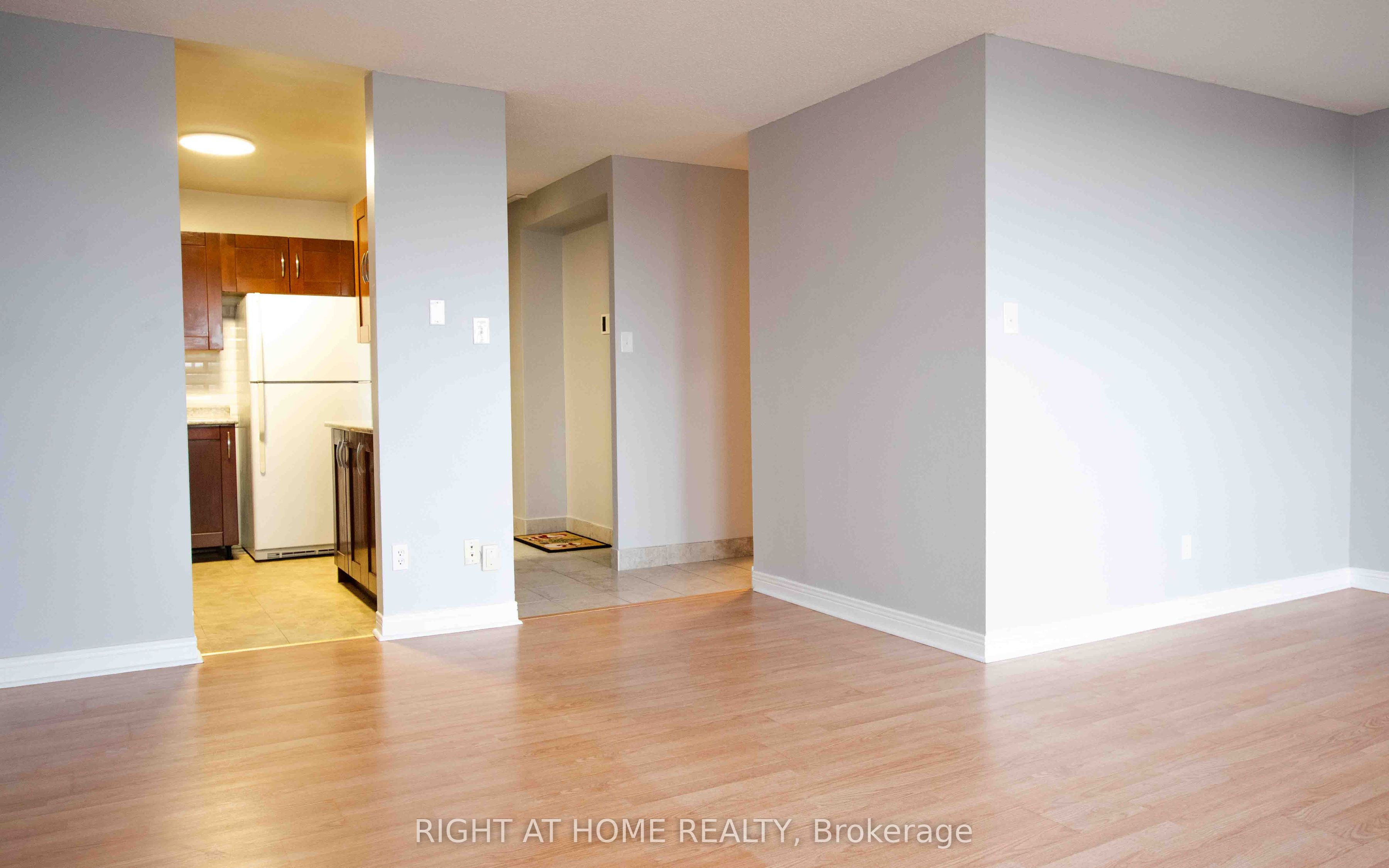 2020 JASMINE Crescent, #704