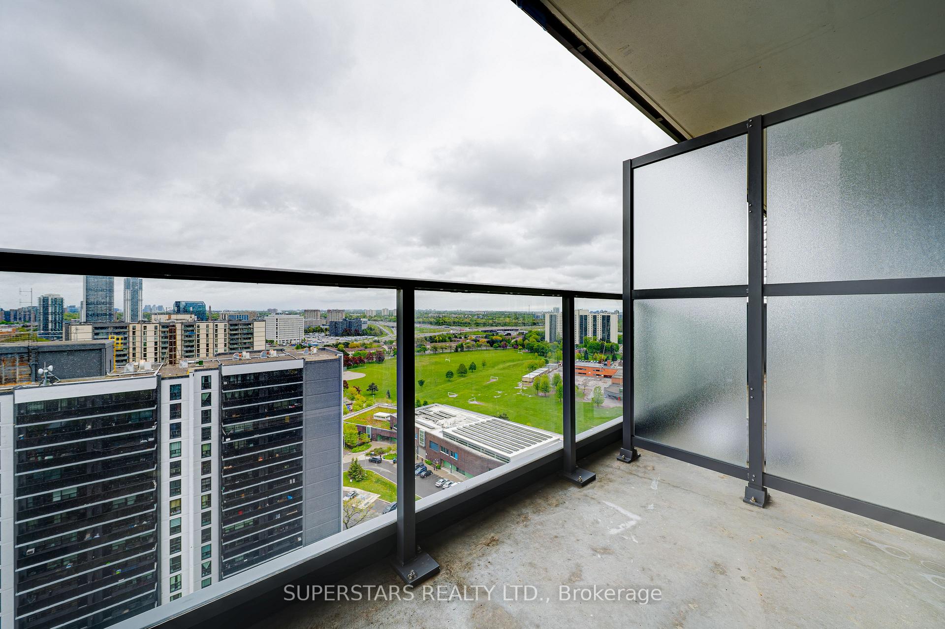 2 Bedrooms Condo at 56 Forest Manor, Toronto For sale