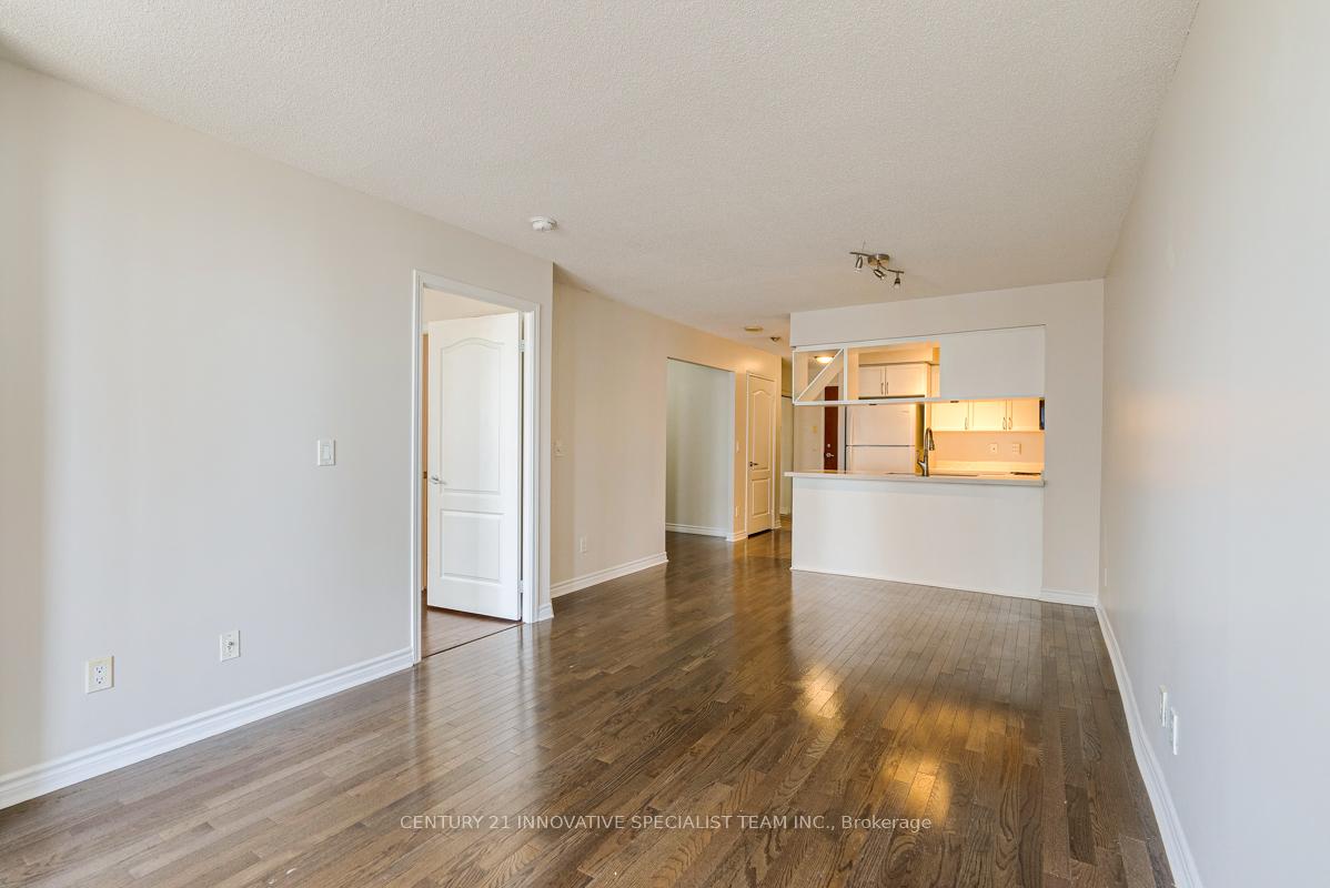 2 Bedrooms Condo at 4080 Living Arts,  Mississauga For sale