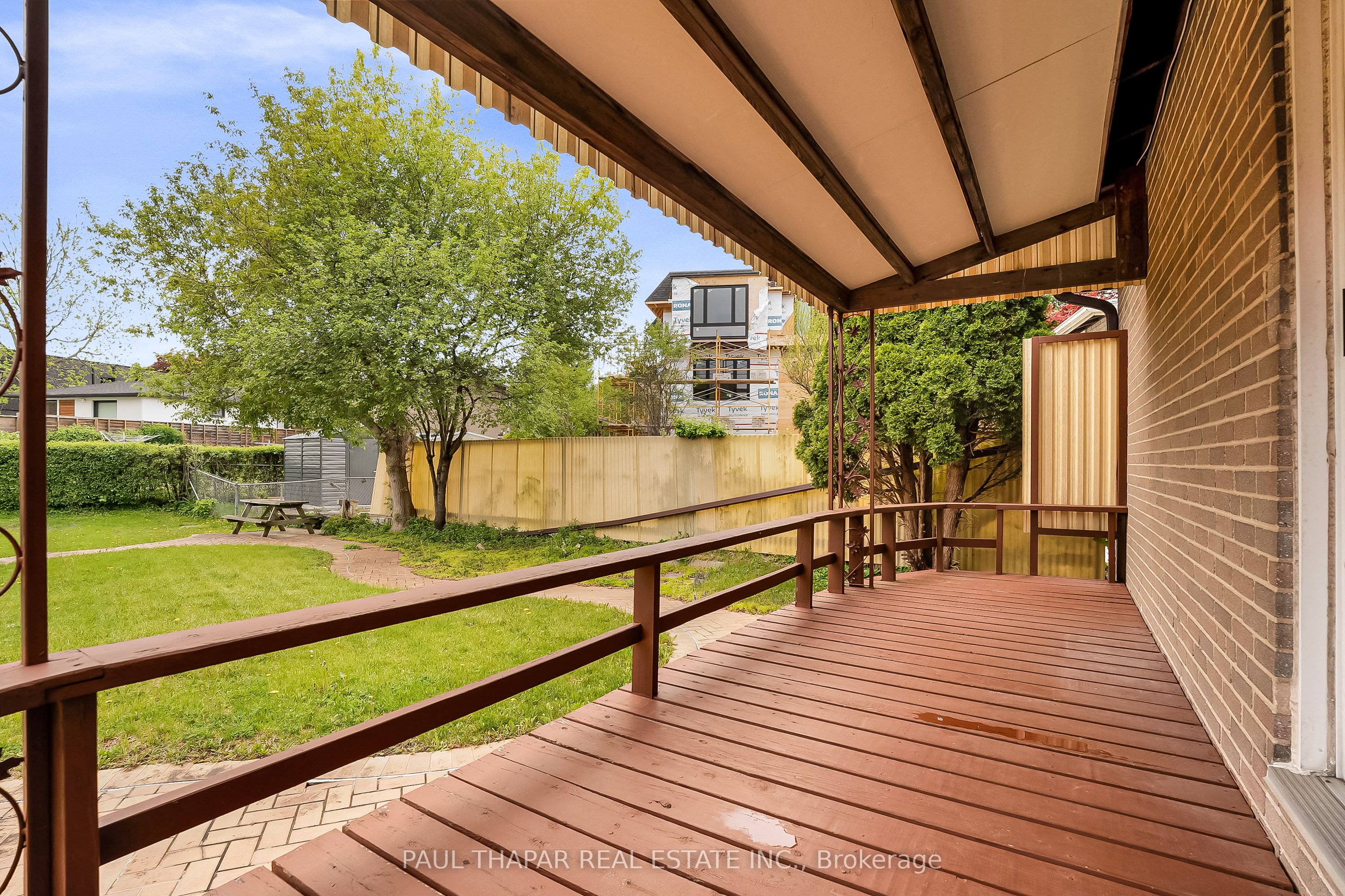 64 Grove Park Crescent