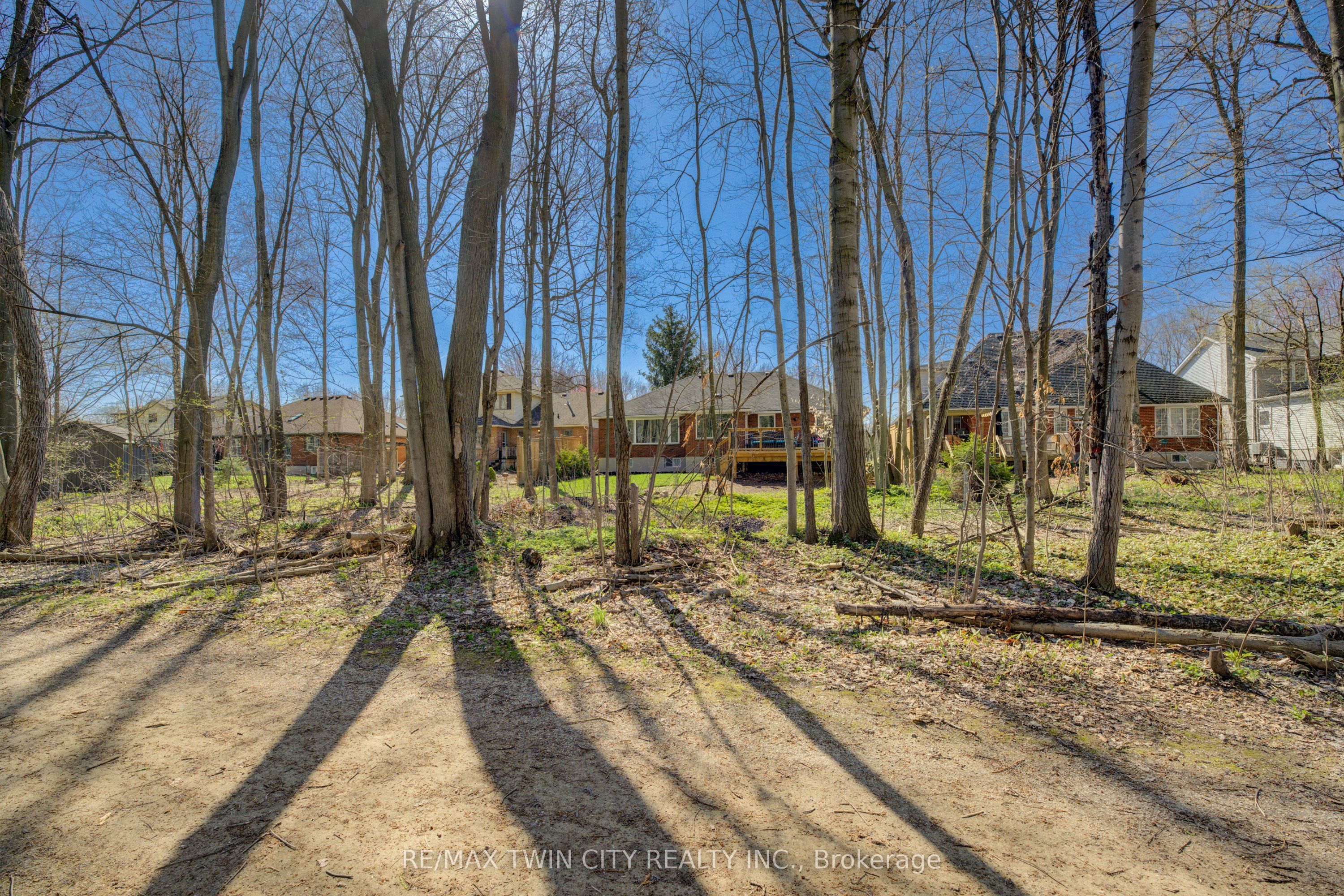 439 Northlake Drive