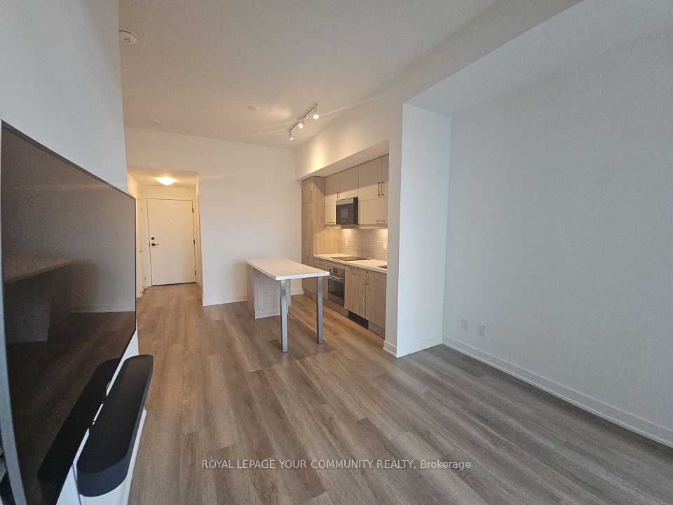 8119 Birchmount