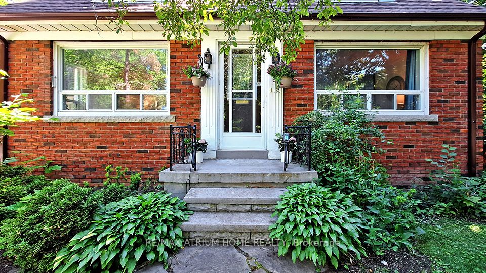 53 Pine Ridge