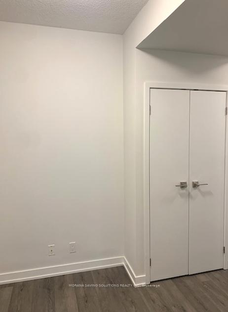 2 Bedrooms Condo at 89 Dunfield,  Toronto For sale