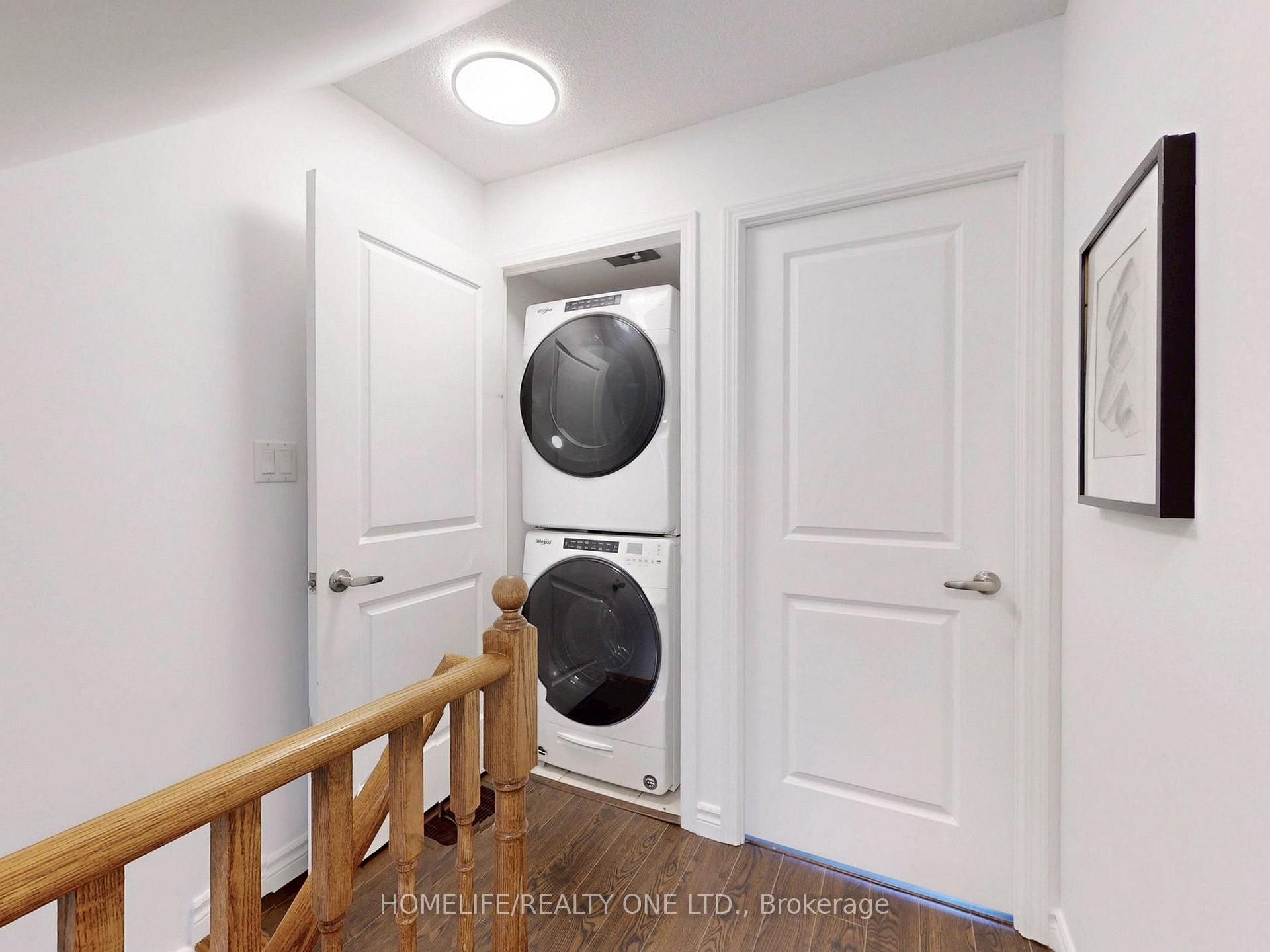 3 Bedrooms Condo at 21 Ruttan, Toronto For sale