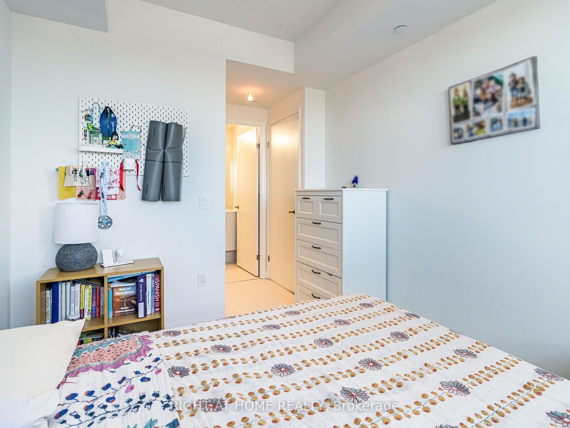 26 Gibbs Road, #732